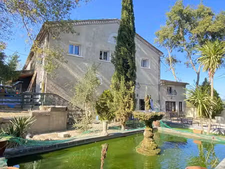 proche limoux- maison de caractere avec piscine sur terrain arbore de plus de 6000 m2
