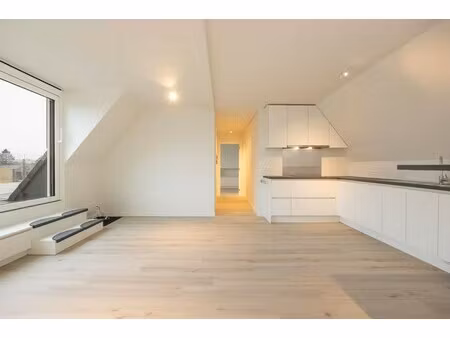 mooi appartement met autostaanplaats
