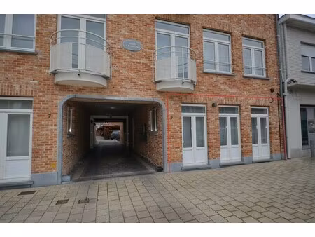 gelijkvloers appartement met 2 slaapkamers