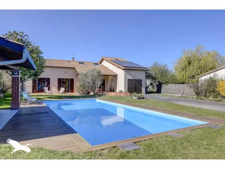 vente maison 7 pièces 223 m² bruguières (31150)