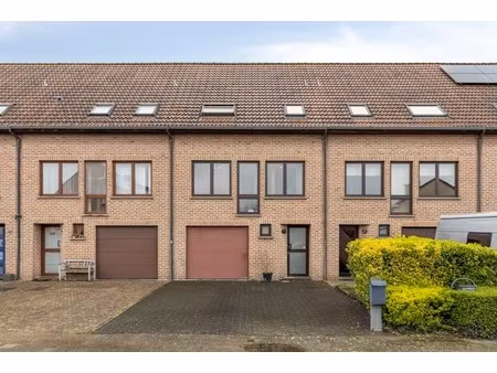 huis te koop in merksem met 3 slaapkamers