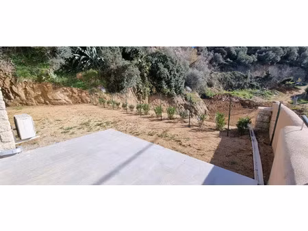 location appartement 3 pièces 52m2 bastelicaccia 20129 - 1069 € - surface privée