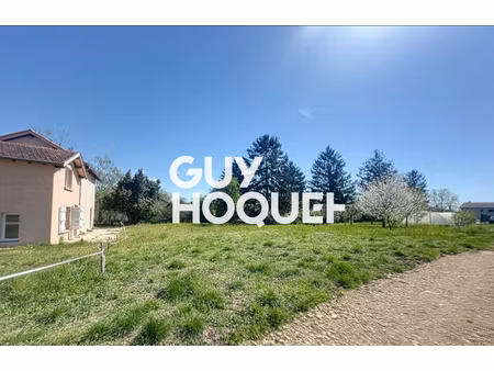 joli terrain viabilisé - 71000 varennes-lès-mâcon