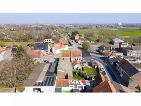 commercieel te koop in wielsbeke met 4 slaapkamers