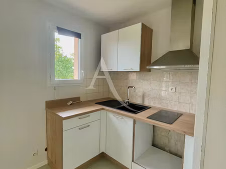 location appartement 2 pièces 33 m² à l’isle-jourdain (32600)