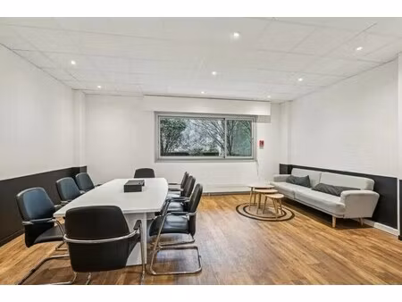 location bureaux 150 m² à 610 m²