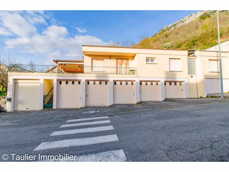 vente maison 4 pièces 160m2 pont-en-royans 38680 - 260000 € - surface privée