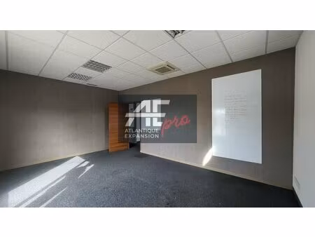 location local professionnel 109m² st nazaire 44600