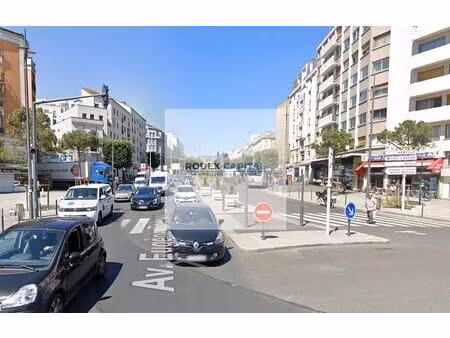 location commerce 88 m²