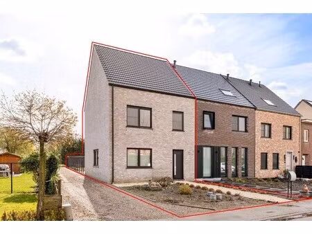 huis te koop in koningshooikt met 4 slaapkamers