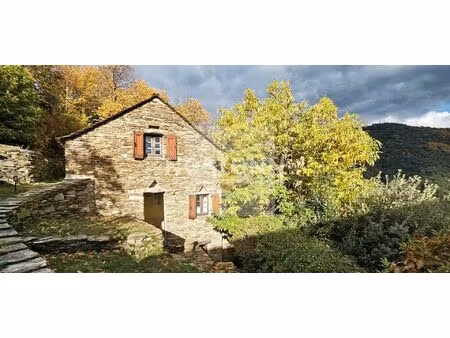 mas en pierre meublé