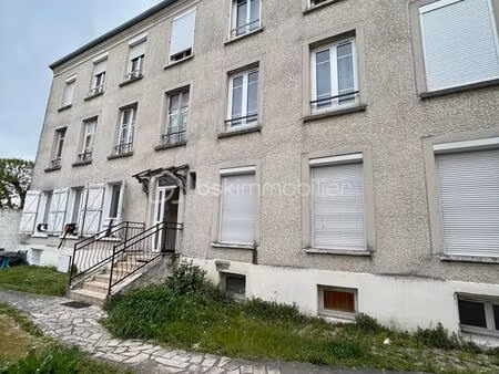 appartement de 33 01 m² à livry-gargan