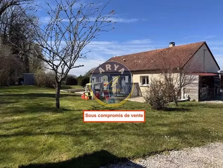 maison de plain-pied 88 m² avec grand jardin – environnement calme à sombernon