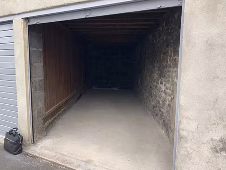 location garage 15 m² à saint-chamond (42400)