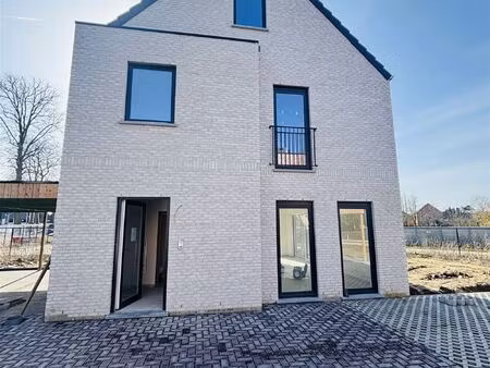 huis te koop in broechem met 3 slaapkamers