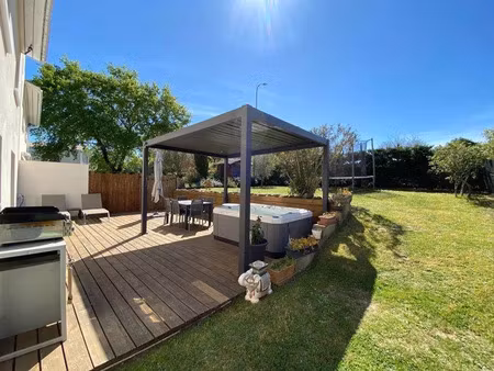 vente maison 5 pièces 100 m² à eysines (33320)  442 260 €