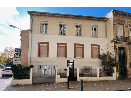 location meublée maison 3 pièces 81 m² à toulouse (31000)  1 109 €