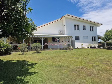 vente maison 11 pièces 230 m² à le lamentin (97232)  570 000 €