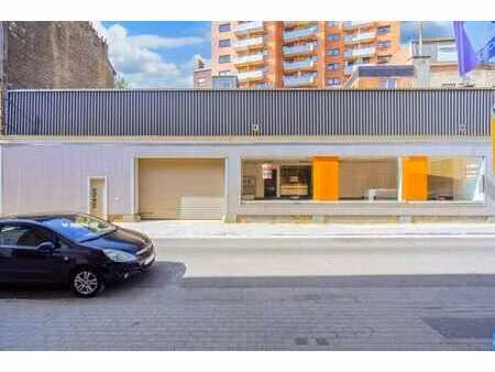 verviers : entrepôt avec showroom