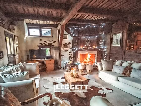 maison de luxe à vendre à puy-saint-pierre