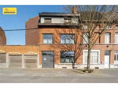 maison bourgeoise complètement rénovée comprenant 3 chambres