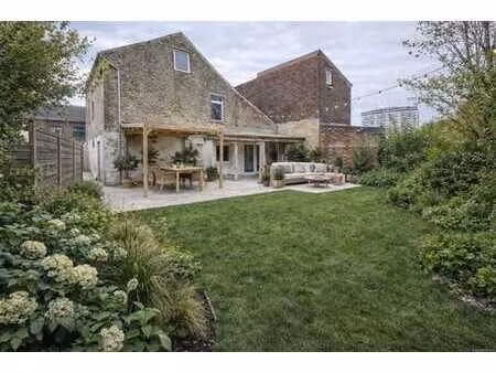 maison entièrement rénovée