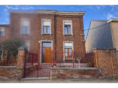 volumes exceptionnels ! maison de maître 301 m² !