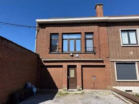 belle maison 6 ch  2 adresses  2 garages  2 parking  jardin