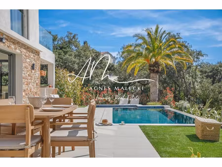 vente villa 7 pièces 256 m² à la croix-valmer (83420)  4 850 000 €