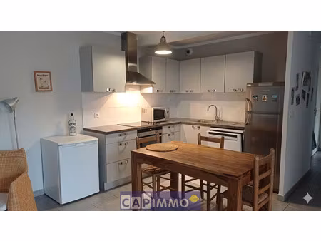 la roquebrussanne appt t3 avec garage dans residence recherc