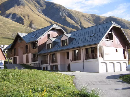 saint sorlin d'arves- 3 pièce(s) - 68 m2