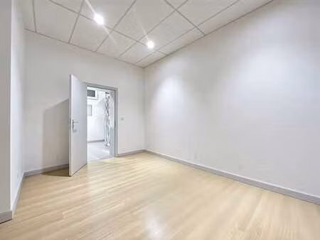 jette : immeuble mixte avec entrepôt