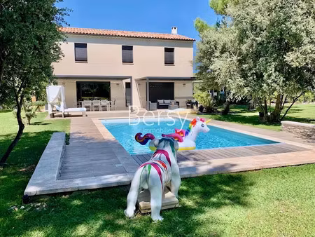 vente villa 8 pièces 205 m² à saint-didier (84210)  895 000 €