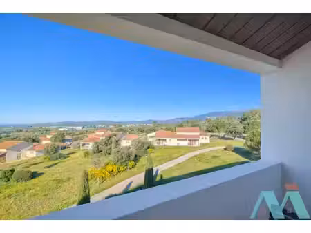 vente appartement 3 pièces 70 m² à signes (83870)  130 000 €
