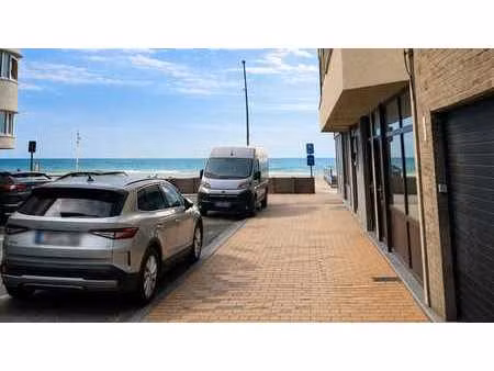 appartement 1 chambre - vue latérale mer