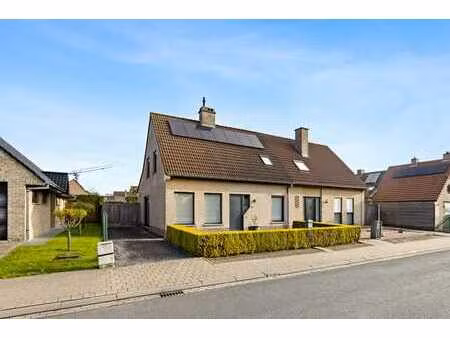 de kempkens 2  8880 ledegem — recent gerenoveerde halfope...