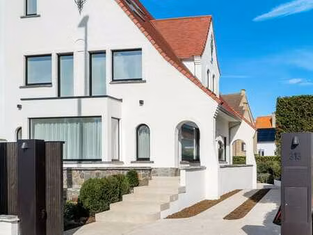 dans un emplacement exceptionnel à duinbergen  à distance d