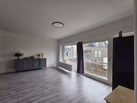 reprise de bail: appartement 2 chambres  78 m²