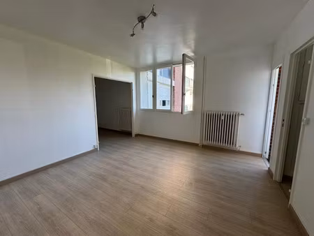 vente appartement 4 pièces 74 m² à amiens (80000)  113 400 €
