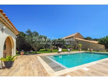 mas à vendre à saint-victor-la-coste