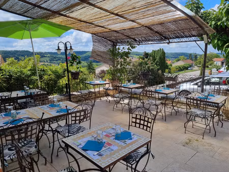 vente fonds de commerce restauration bastide médiévale du