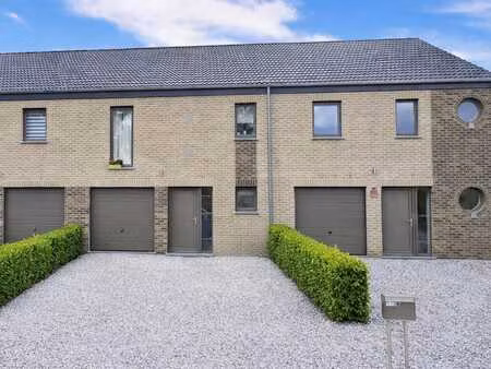 ? charmante maison 2 façades à louer à bonneville (andenne)