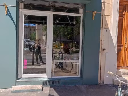 local 21 m² marseille