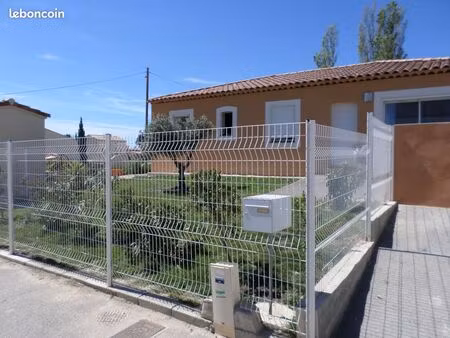 maison 5 pièces  4 chambres  100m2  piscine