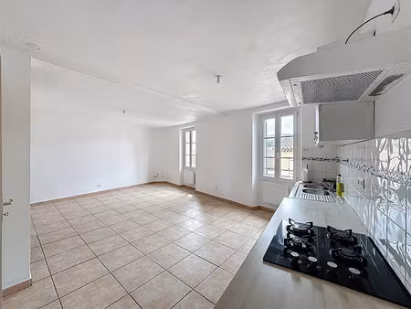 vente appartement 3 pièces 56 m² à trets (13530)  179 500 €