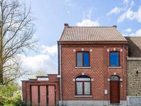 maison 3 chambres avec garage et jardin!