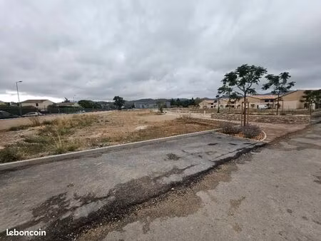 terrain 387 m² peyrolles en provence