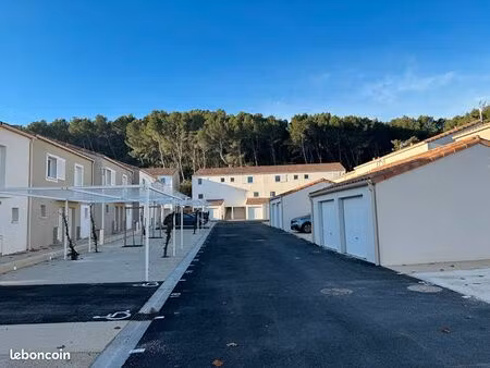 villa 4 pièces 85 m²