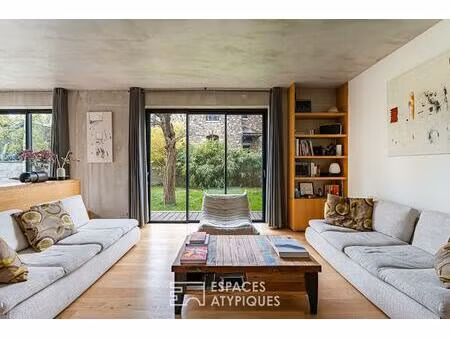 maison d'architecte contemporaine à l'esprit loft avec jardin