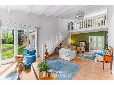 maison familiale avec piscine et son parc à mons